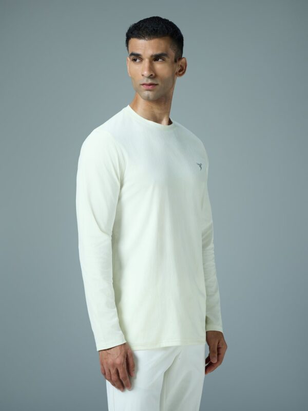 Technosport Men Solid Slim Fit Round Neck Full Sleeves Sports T-shirt Off White OR27