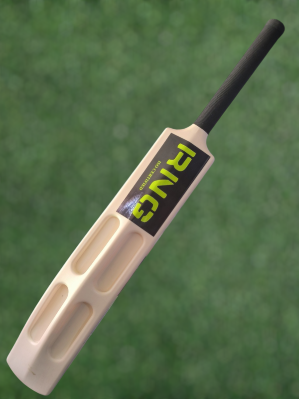tennis bat