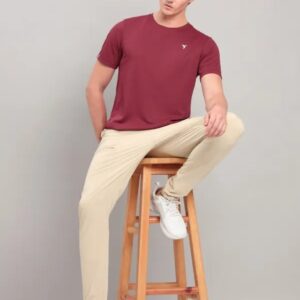 Men Solid Slim Fit Crew Neck T-shirt with TECHNO COOL+ Sky (The color can be slightly different) Red