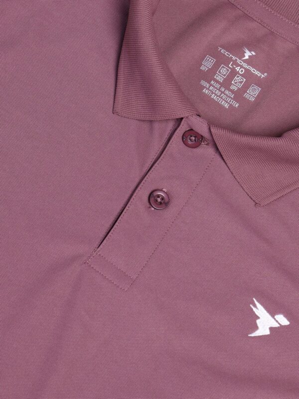 Men Solid Slim Fit Polo T-shirt with MATPIQ
